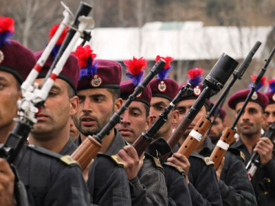 indian kashmir troop presence may be cut by 25 indian kashmir troop presence may be cut by 25