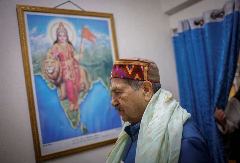 indresh kumar a senior leader of the hindu nationalist organisation rss arrives at his office in new delhi india january 26 2024 photo reuters