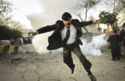 inquiry report blames top guns