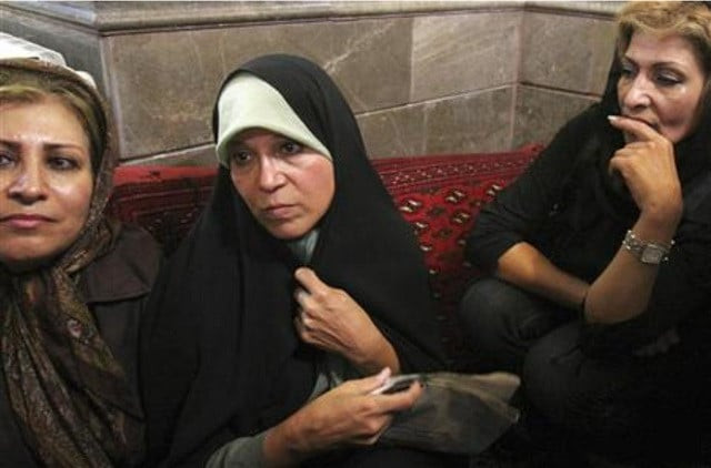 faezeh rafsanjani c daughter of former iranian president akbar hashemi rafsanjani attends a protest at the ghoba mosque in northern tehran june 28 2009 photo reuters faezeh rafsanjani c daughter of former iranian president akbar hashemi rafsanjani attends a protest at the ghoba mosque in northern tehran june 28 2009 photo reuters