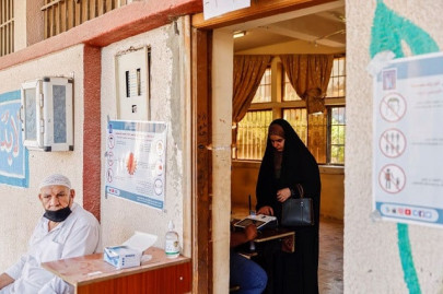 iraqis vote in general election a test for democratic system