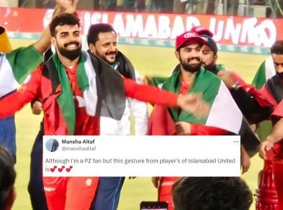 trophy won hearts won internet reacts to islamabad united waving palestine flag