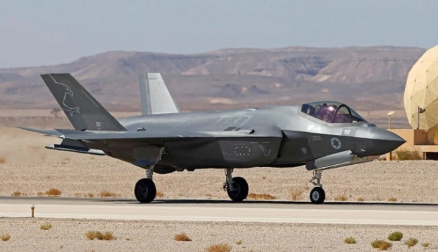 an israeli air force f 35 fighter lands during the blue flag multinational air defence exercise at the ovda air force base north of the israeli city of eilat on oct 24 2021 photo reuters an israeli air force f 35 fighter lands during the blue flag multinational air defence exercise at the ovda air force base north of the israeli city of eilat on oct 24 2021 photo reuters