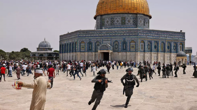 israeli security forces attack palestinians at jerusalem s al aqsa mosque compound photo afp file israeli security forces attack palestinians at jerusalem s al aqsa mosque compound photo afp file