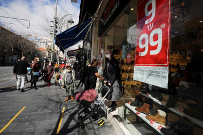 israel s covid vaccination pass opens fast track to normal life