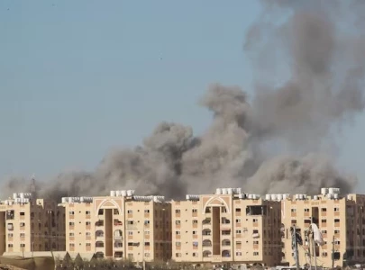 israeli shelling claims lives of 9 palestinians in gaza