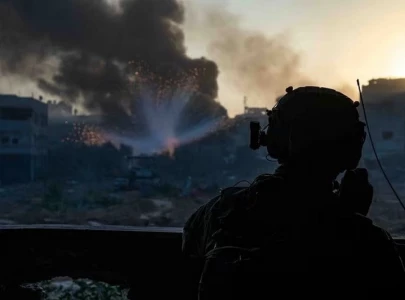 israeli tanks advance deeper into gaza districts 12 weeks into war israeli tanks advance deeper into gaza districts 12 weeks into war