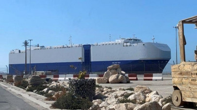 israeli owned ship in dubai for assessment after explosion