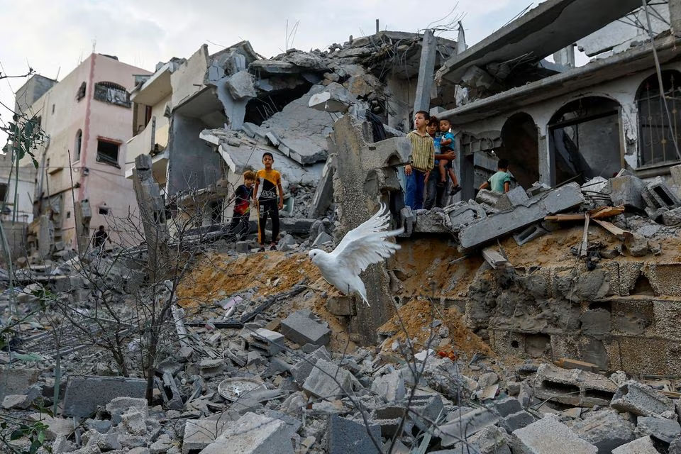 The debris of houses destroyed in Israeli strikes, in Khan Younis in the southern Gaza Strip, October 11. PHOTO: REUTERS