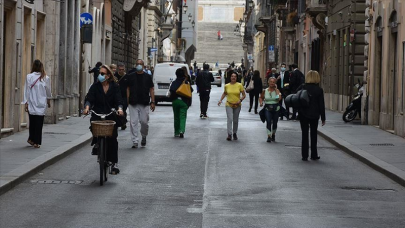 italian govt faces crash test with schools reopening