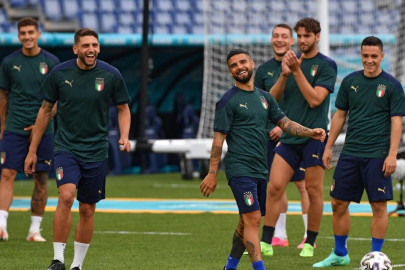 italy and turkey get ball rolling as euro 2020 begins under covid cloud italy and turkey get ball rolling as euro 2020 begins under covid cloud