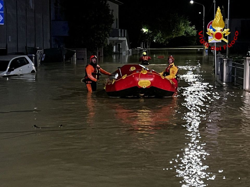 Photo of At least seven dead as flash floods hit Italy's Marche region – Italian media
