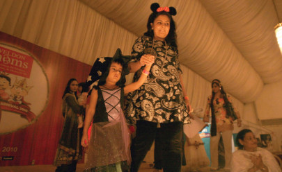 it s a bird it s a plane it s superman it s a bird it s a plane it s superman