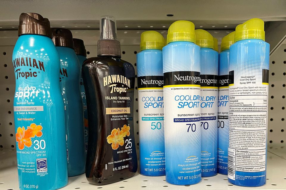 j j recalls sunscreens after carcinogen found in some sprays