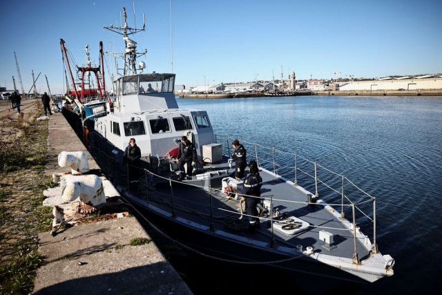 the french gendarmerie patrol boat athos prepare to leave as a british trawler cornelis gert jan is seen moored in the port of le havre after france seized on thursday a british trawler fishing in its territorial waters without a licence in le havre france october 28 2021 photo reuters the french gendarmerie patrol boat athos prepare to leave as a british trawler cornelis gert jan is seen moored in the port of le havre after france seized on thursday a british trawler fishing in its territorial waters without a licence in le havre france october 28 2021 photo reuters