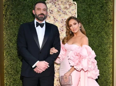 jennifer lopez and ben affleck finalize divorce 20 weeks after filing
