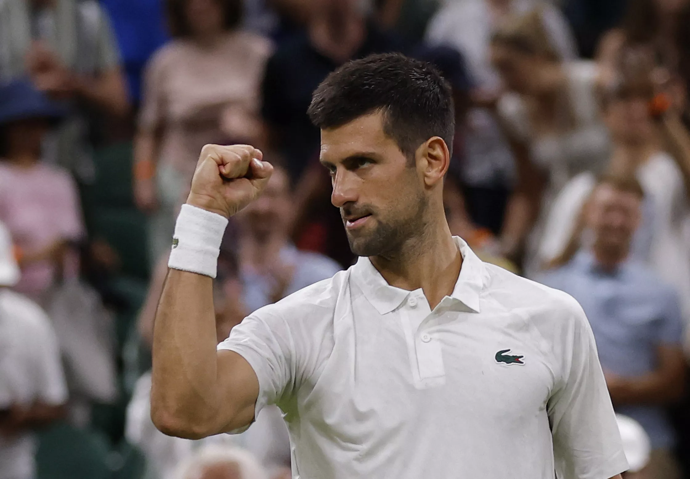djokovic beats wawrinka and curfew djokovic beats wawrinka and curfew