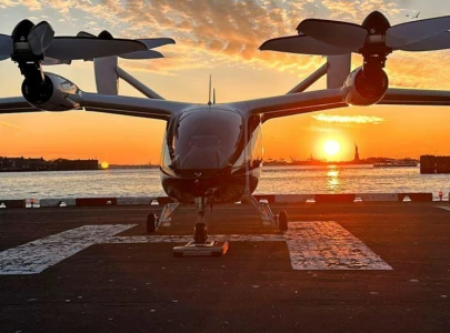 joby shows off electric air taxis in new york targeting 2025 launch date