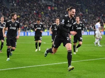 rabiot fires juventus past sampdoria rabiot fires juventus past sampdoria