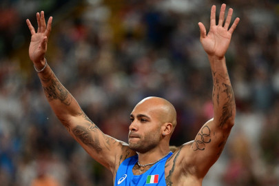 jacobs storms to euro 100m crown