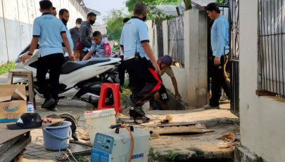 chinese death row inmate digs tunnel to escape indonesian jail chinese death row inmate digs tunnel to escape indonesian jail