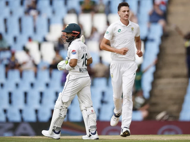 pakistan s pacers rock south africa s top order in centurion test pakistan s pacers rock south africa s top order in centurion test