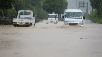 75 000 ordered to evacuate as heavy rain lashes western japan 75 000 ordered to evacuate as heavy rain lashes western japan