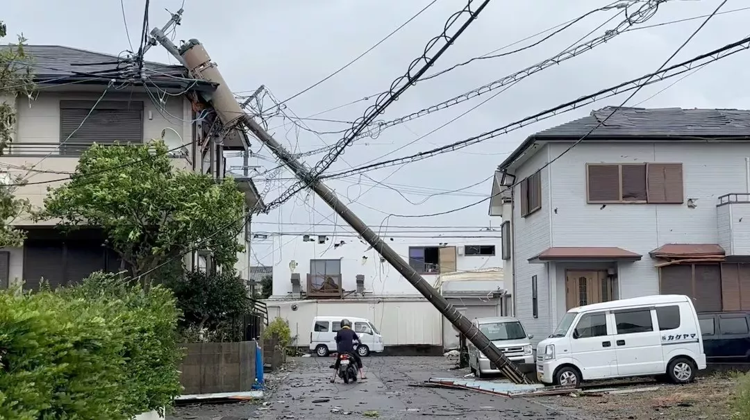 typhoon shanshan ravages japan three killed 78 injured typhoon shanshan ravages japan three killed 78 injured