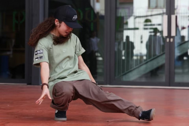 japanese olympic breakdance athlete ami yuasa performs during a demonstration open to the public at vitry sur seine near paris france on august 9 2024 photo reuters japanese olympic breakdance athlete ami yuasa performs during a demonstration open to the public at vitry sur seine near paris france on august 9 2024 photo reuters