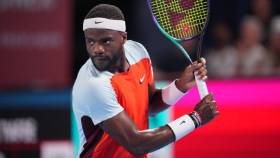 tiafoe reaches japan open quarter finals