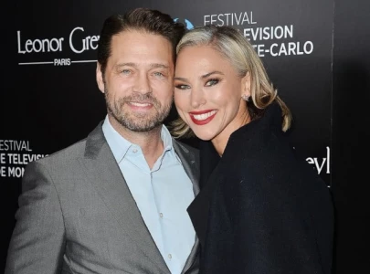 jason priestley and wife naomi launch studio pilates in nashville talk holistic health benefits jason priestley and wife naomi launch studio pilates in nashville talk holistic health benefits