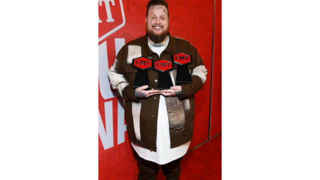jelly roll crushes 5k marathon despite being barely able to walk a mile before weight loss journey jelly roll crushes 5k marathon despite being barely able to walk a mile before weight loss journey