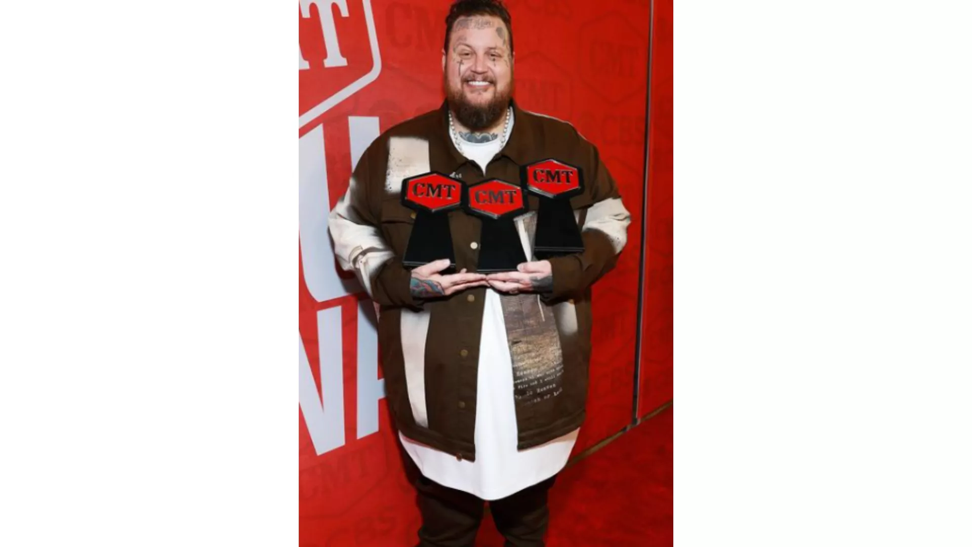 jelly roll crushes 5k marathon despite being barely able to walk a mile before weight loss journey jelly roll crushes 5k marathon despite being barely able to walk a mile before weight loss journey