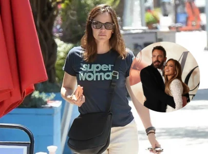 jennifer lopez reportedly furious over ben affleck and jennifer garner photos jennifer lopez reportedly furious over ben affleck and jennifer garner photos