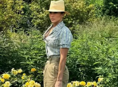 jlo celebrates july 4th in hamptons amid marital tension with ben affleck jlo celebrates july 4th in hamptons amid marital tension with ben affleck