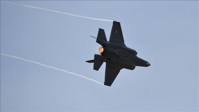 british f 35 jet crashes into mediterranean pilot ejects safely