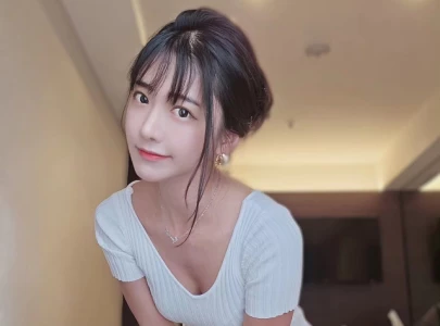 twitch streamer jinnytty involved in car crash during live irl stream