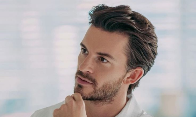 bridgerton star jonathan bailey confirms lead role in new jurassic world film bridgerton star jonathan bailey confirms lead role in new jurassic world film