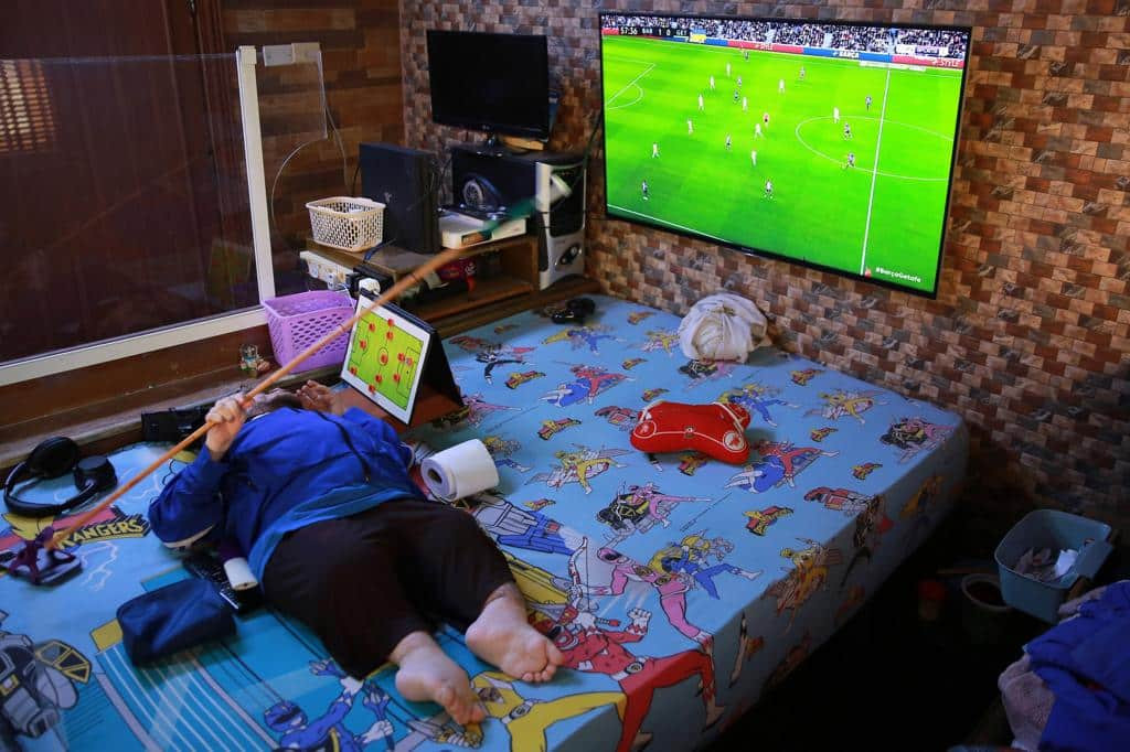 Photo of Housebound Jordanian football fan a social media star