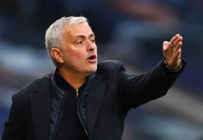 mourinho rubbishes spursy tag despite west ham collapse mourinho rubbishes spursy tag despite west ham collapse