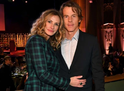 julia roberts and danny moder is their long standing marriage on the rocks