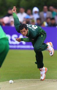 junaid signs for lancashire junaid signs for lancashire