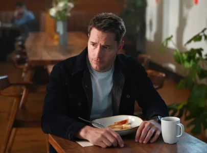 justin hartley talks tracker success season 2 and casting this is us co star jennifer morrison