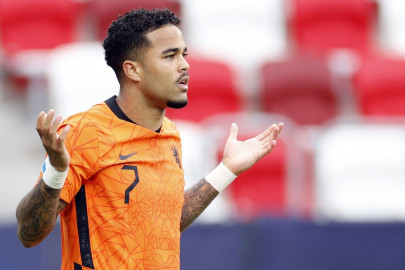 nice loan deal for justin kluivert