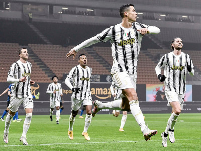 inter juve continue title pursuit after cup skirmish inter juve continue title pursuit after cup skirmish