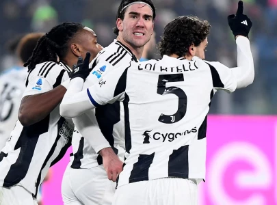 juventus ease into coppa italia quarters