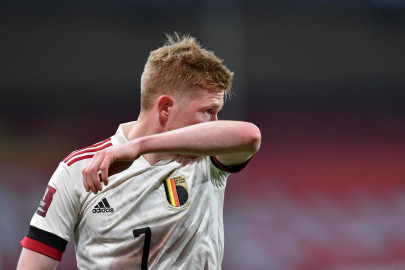 de bruyne undergoes small operation as belgium awaits