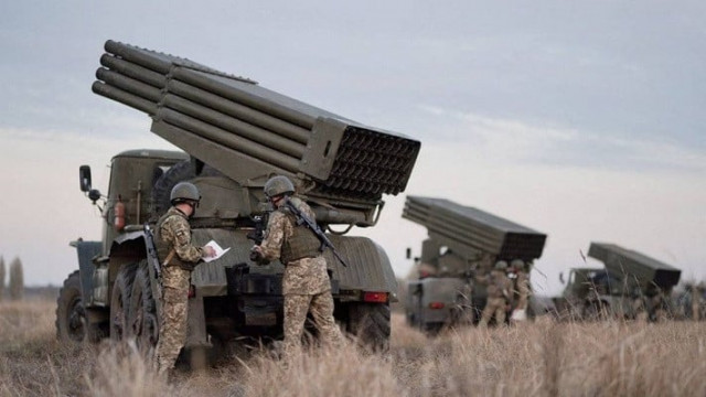 service members of the ukrainian armed forces gather near bm 21 grad multiple rocket launchers during tactical military exercises at a shooting range in the kherson region ukraine january 19 2022 photo reuters service members of the ukrainian armed forces gather near bm 21 grad multiple rocket launchers during tactical military exercises at a shooting range in the kherson region ukraine january 19 2022 photo reuters