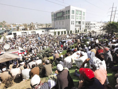 cutting costs kesc workers bite the hand that gave the golden handshake cutting costs kesc workers bite the hand that gave the golden handshake