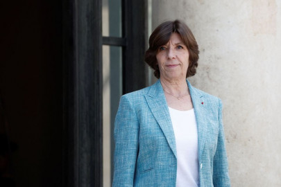 five french nationals are currently held in iran five french nationals are currently held in iran